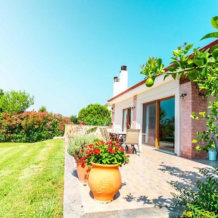 Villa Bougainvillea Epanomi Exterior photo