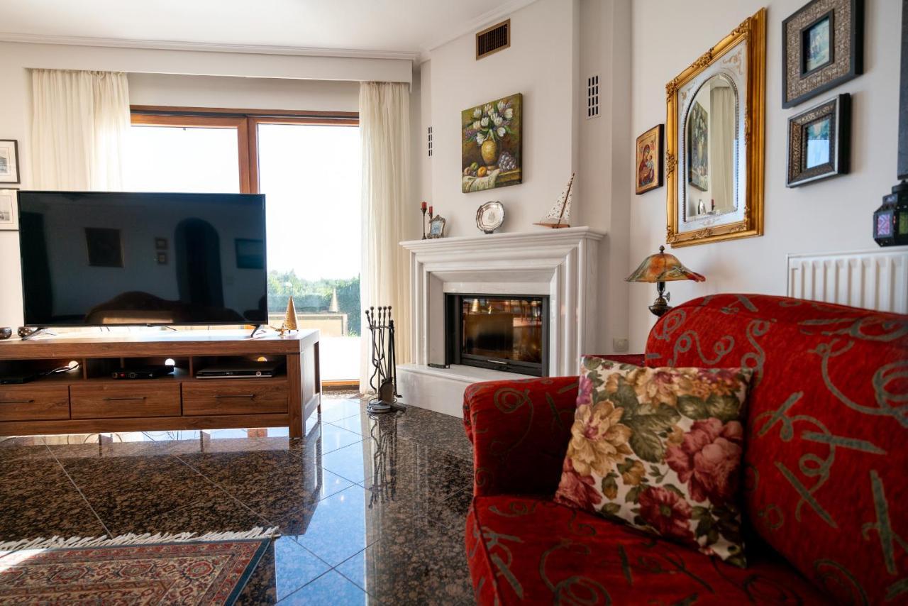 Villa Bougainvillea Epanomi Exterior photo