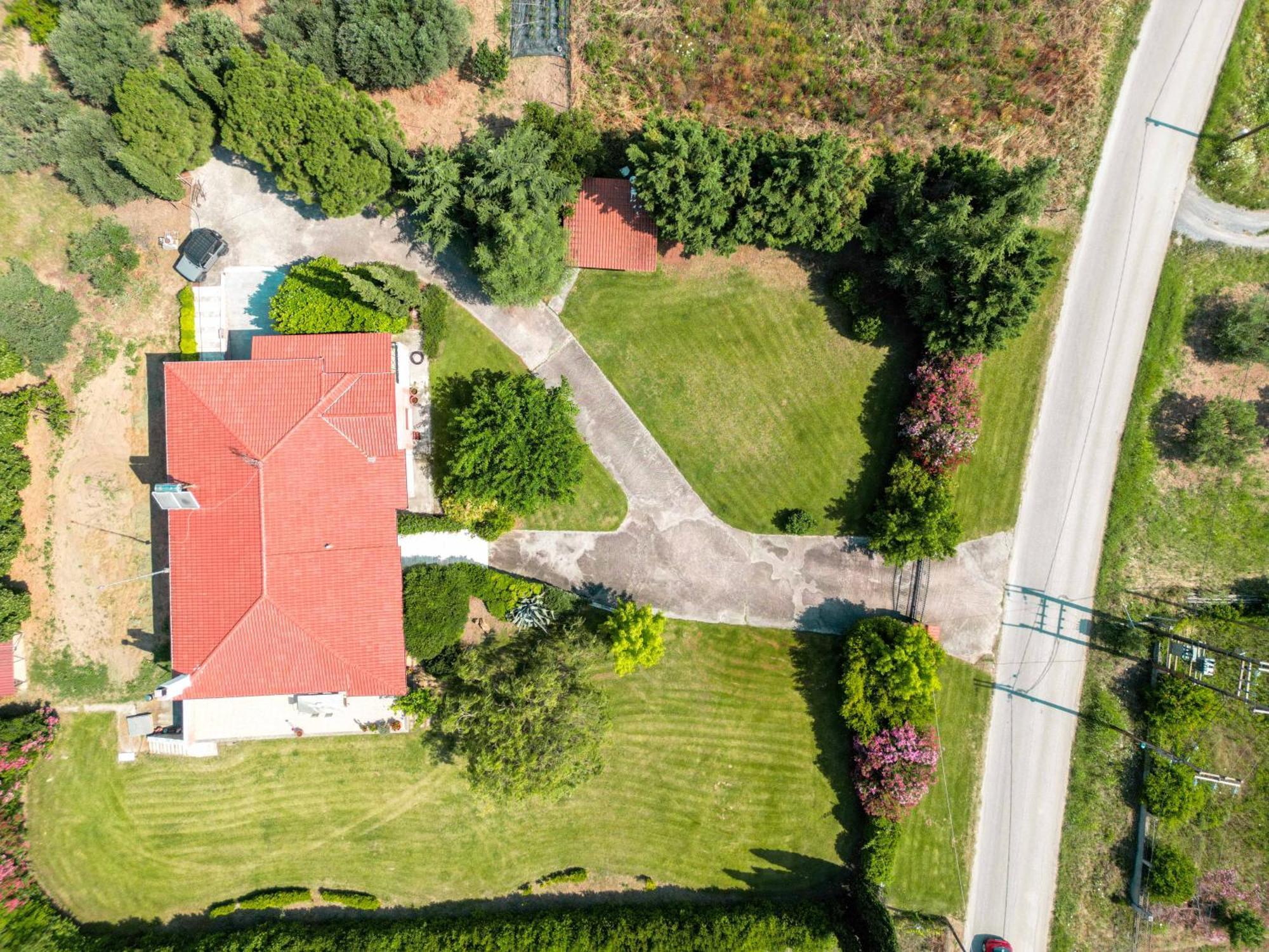 Villa Bougainvillea Epanomi Exterior photo